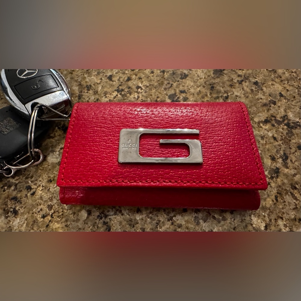 Gucci Red Leather Key Holder